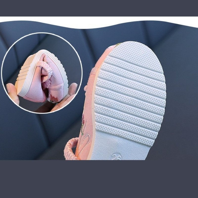 Ancient Chinese Style Girl Kids Ethnic Shoe - Red