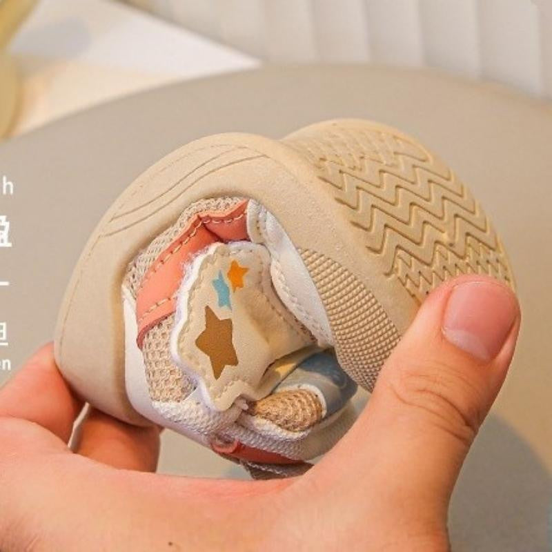 Breathable Non-slip Soft Mesh Kids Casual Shoe - Khaki