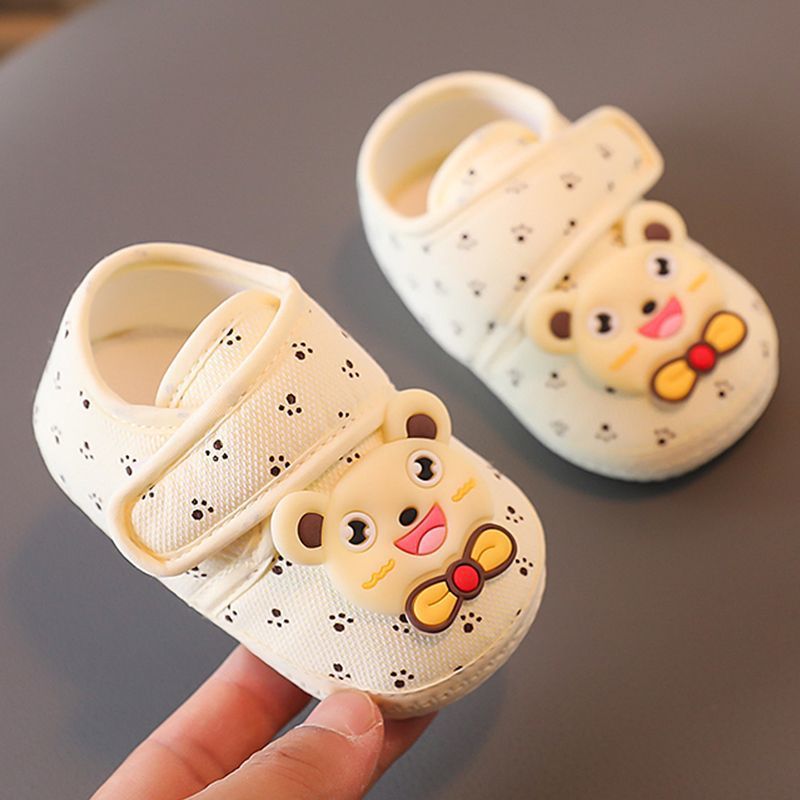 Breathable Soft Tie Bear Newborn Baby Shoe - Yellow