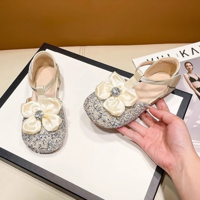 Festive Trend Soft Non-slip Girls Dress Shoe - Beige