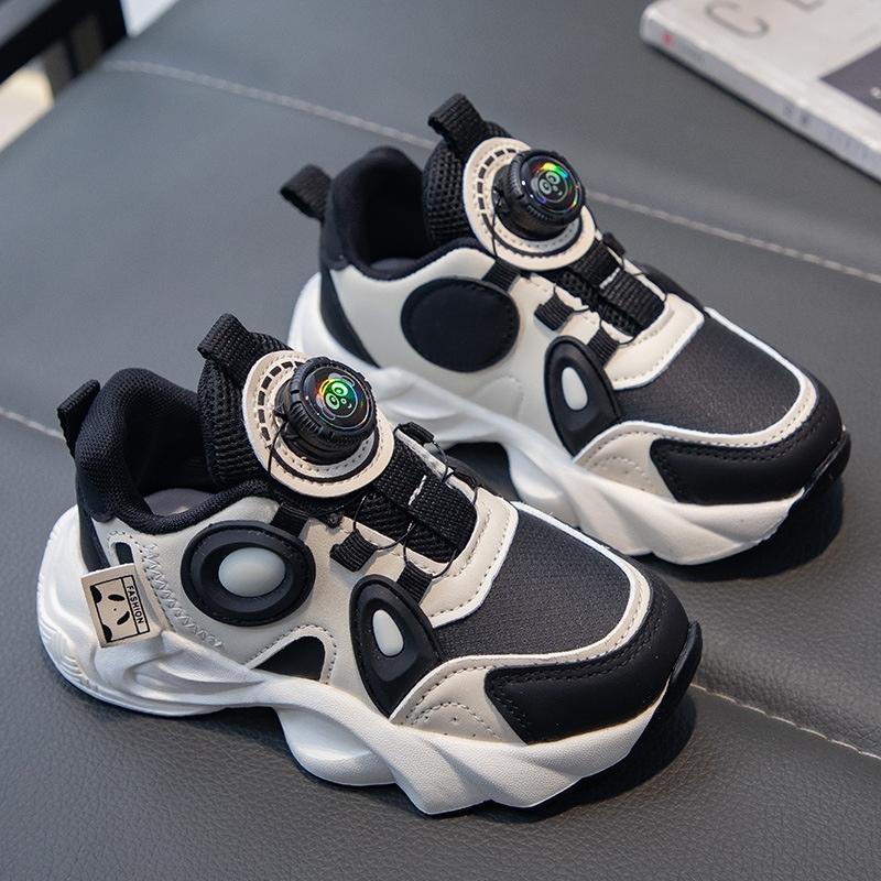 Retro Style Lightweight Kids Sports Casual Shoe - Black